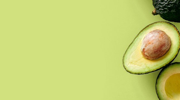 Les calories et les glucides dans l’avocat